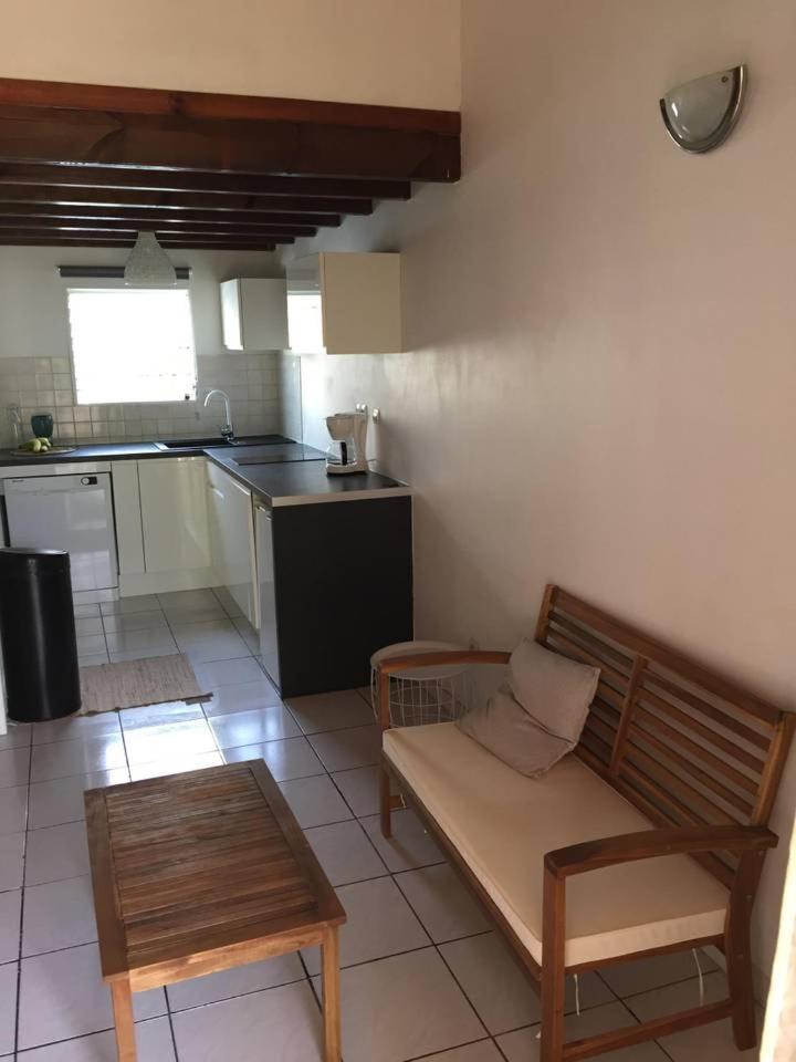 Apartmán T2 Tropical En Bord De Piscine A 100M De La Mer Le Carbet Exteriér fotografie